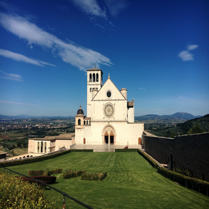 Image by yoloizi titled ’assisi, view, panorama’. Source: Pixabay