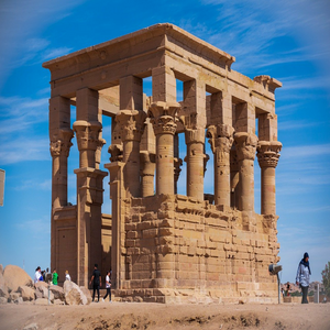 Image by u_ai8ig6tcfx titled ’egyptian architecture, philae temple, aswan’. Source: Pixabay