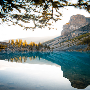 Image by jaywwild titled ’mountains, lake, nature’. Source: Pixabay