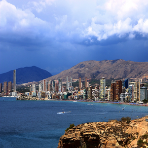 Image by Lgon titled ’benidorm, spain, beach’. Source: Pixabay