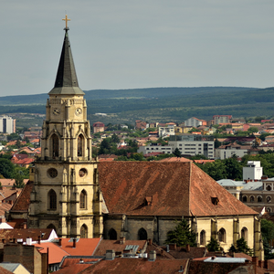 Image by Bogdan_P titled ’cluj - napoca, city youth, cultural’. Source: Pixabay