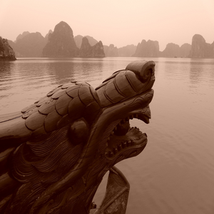 Image by LoggaWiggler titled ’halong bay, vietnam, dragon’. Source: Pixabay