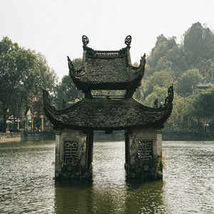 Image by luongcung titled ’pagoda, nature, vietnam’. Source: Pixabay