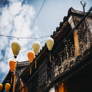Image by trilemedia titled ’lantern, home, old house’. Source: Pixabay