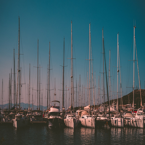 Image by AysglAlp titled ’marina, yachts, sea’. Source: Pixabay