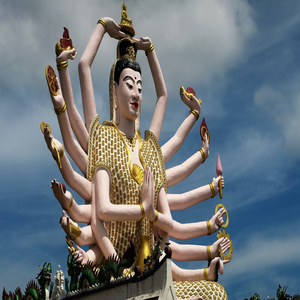 Image by MBertolotti titled ’temple, thailand, koh samui’. Source: Pixabay