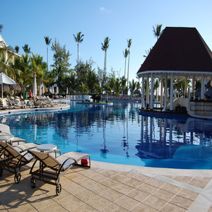 Image by suger9020 titled ’dominican republic, resort, travel’. Source: Pixabay