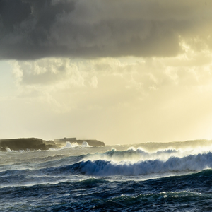 Image by Christian_Birkholz titled ’waves, swell, surf’. Source: Pixabay