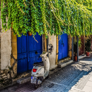 Image by dimitrisvetsikas1969 titled ’cyprus, limassol, old town’. Source: Pixabay