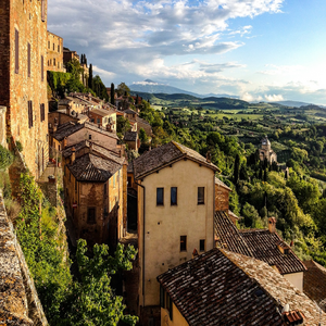 Image by Bischoff49 titled ’montepulciano, toscana, italy’. Source: Pixabay
