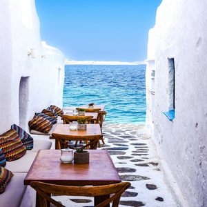 Image by AXP_photography titled ’mykonos, santorini, paros’. Source: Pixabay