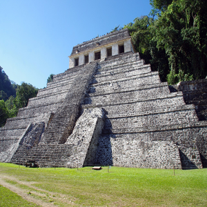 Image by DEZALB titled ’mexico, palenque, maya’. Source: Pixabay