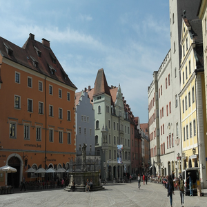 Image by RitaE titled ’historic center, regensburg, east bavaria’. Source: Pixabay