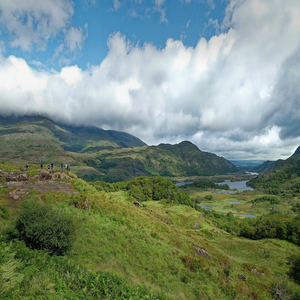 Image by kidmoses titled ’ring of kerry, ireland, kerry’. Source: Pixabay