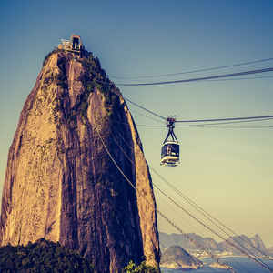 Image by nuno_lopes titled ’sugarloaf mountain, cable car, mountain’. Source: Pixabay Image by nuno_lopes titled ’sugarloaf mountain, cable car, mountain’. Source: Pixabay