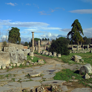 Image by valtercirillo titled ’paestum, sacred way, archaeology’. Source: Pixabay Image by valtercirillo titled ’paestum, sacred way, archaeology’. Source: Pixabay