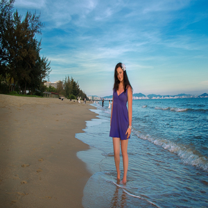 Image by 99mimimi titled ’china, brunette, a tan’. Source: Pixabay