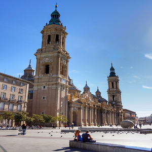 Image by RichardMc titled ’zaragoza, main, square’. Source: Pixabay