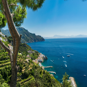 Image by darrenquigley32 titled ’amalfi, coast, italy’. Source: Pixabay Image by darrenquigley32 titled ’amalfi, coast, italy’. Source: Pixabay