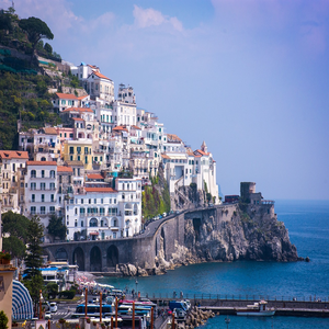 Image by Anemone123 titled ’amalfi, amalfi coast, coast’. Source: Pixabay
