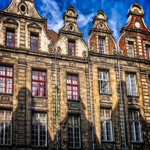 Image by Tama66 titled ’house, facade, architecture’. Source: Pixabay
