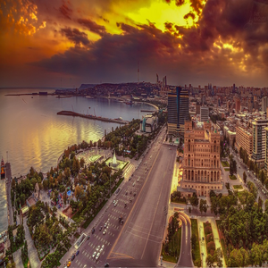 Image by faiknagiyev titled ’baku, azerbaijan, panorama’. Source: Pixabay