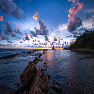 Image by Kanenori titled ’sunset, the indian ocean, coast’. Source: Pixabay Image by Kanenori titled ’sunset, the indian ocean, coast’. Source: Pixabay