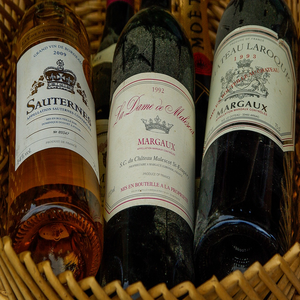 Image by jackmac34 titled ’france, bordeaux, sauternes’. Source: Pixabay