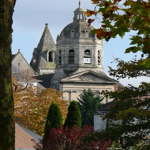 Image by apnear40 titled ’church, bell tower, heritage’. Source: Pixabay