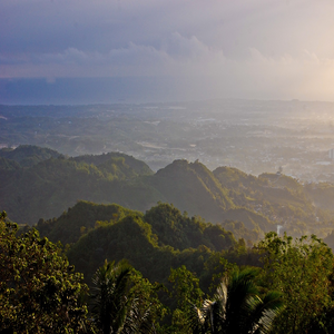Image by j_lloa titled ’mountains, green, sunrise’. Source: Pixabay