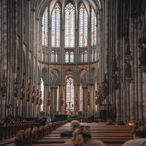 Image by Slavan_Art titled ’church, cologne cathedral, interior’. Source: Pixabay