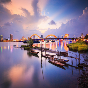 Image by LeHanVu titled ’dragon bridge, da nang, vietnam’. Source: Pixabay