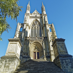 Image by Makalu titled ’new zealand, dunedin, st paul’s cathedral’. Source: Pixabay