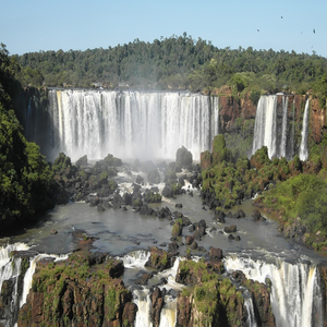 Image by Werni titled ’foz do iguaçu, iguaçu, waterfall’. Source: Pixabay