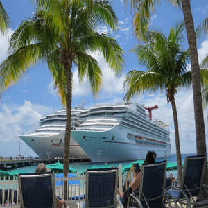 Image by DocLawson titled ’two, cruise, ships’. Source: Pixabay