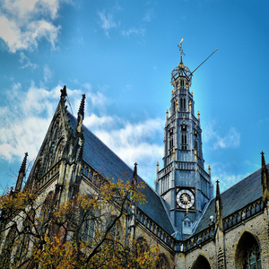 Image by epicantus titled ’netherlands, haarlem, church’. Source: Pixabay