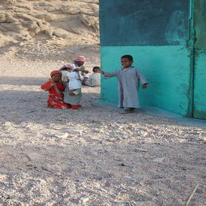 Image by 31774 titled ’children, play, desert’. Source: Pixabay