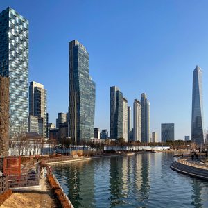Image by 16301694 titled ’south korea, city, skyline’. Source: Pixabay