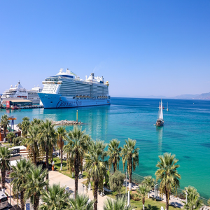 Image by asilbayav titled ’ship, port, sea’. Source: Pixabay