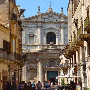 Image by SCAPIN titled ’italy, city, architecture’. Source: Pixabay