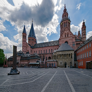 Image by lapping titled ’mainzer cathedral, mainz, rhineland-palatinate’. Source: Pixabay