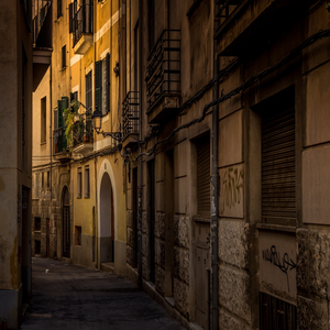 Image by seth0s titled ’historic center, palma, spain’. Source: Pixabay Image by seth0s titled ’historic center, palma, spain’. Source: Pixabay