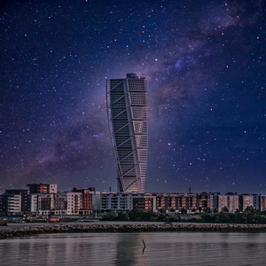 Image by Bernardo_Peters titled ’malmö, night, city’. Source: Pixabay Image by Bernardo_Peters titled ’malmö, night, city’. Source: Pixabay