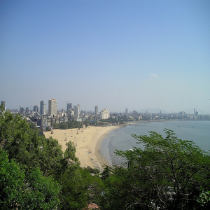 Image by Simon titled ’india, mumbai, bombay’. Source: Pixabay