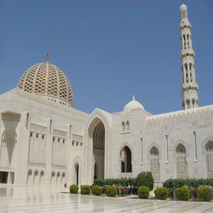 Image by OasisTravel titled ’muscat, oman, mosque’. Source: Pixabay
