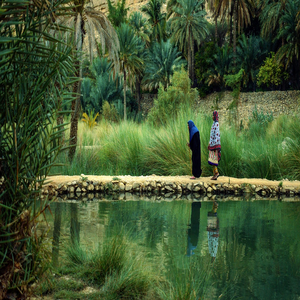 Image by sujithta titled ’lake, nature, women’. Source: Pixabay Image by sujithta titled ’lake, nature, women’. Source: Pixabay