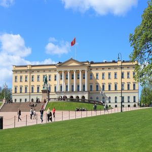 Image by office8 titled ’oslo, norway, royal house’. Source: Pixabay Image by office8 titled ’oslo, norway, royal house’. Source: Pixabay