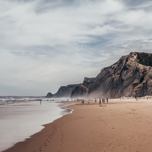 Image by mat_hias titled ’algarve, faro district, beach’. Source: Pixabay