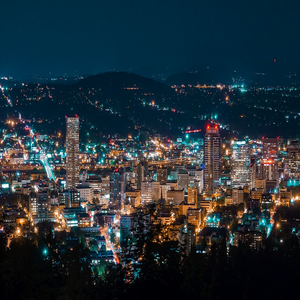 Image by 12019 titled ’portland, oregon, city’. Source: Pixabay