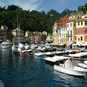 Image by John_Bongard titled ’italy, portofino, colorful’. Source: Pixabay